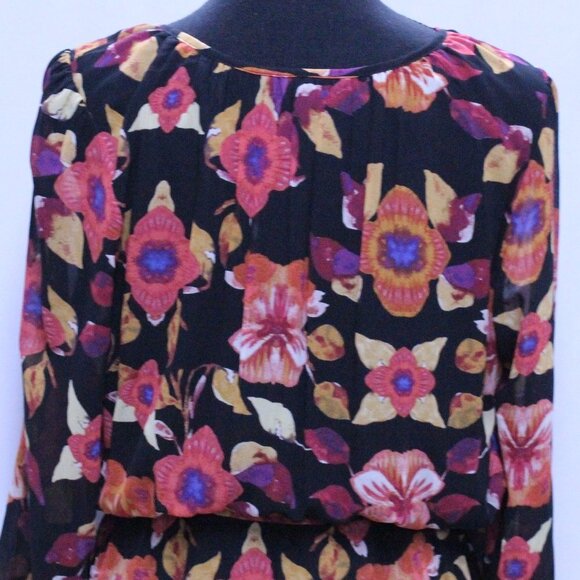 NWT Signature Studio Floral Dress - Picture 7 of 12